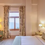 Hotell Santa Marina & 5*