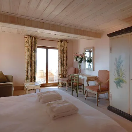 Santa Marina & 5* Αράχωβα