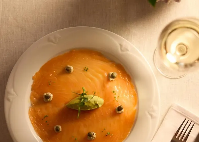 Santa Marina & 5* Αράχωβα