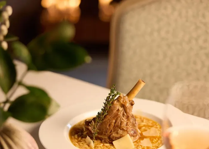 Santa Marina & Ξενοδοχείο