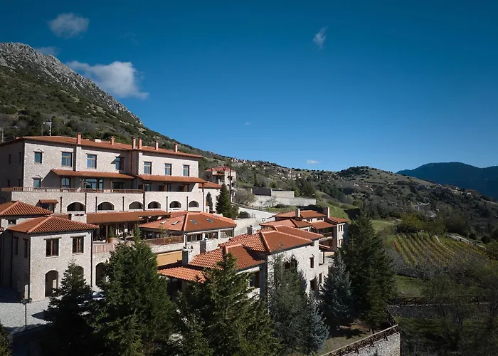 Santa Marina & Αράχωβα