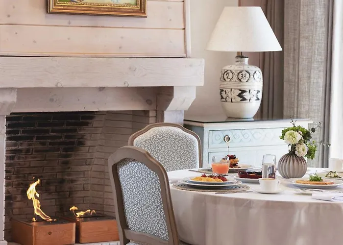 Santa Marina & Hotel 5*