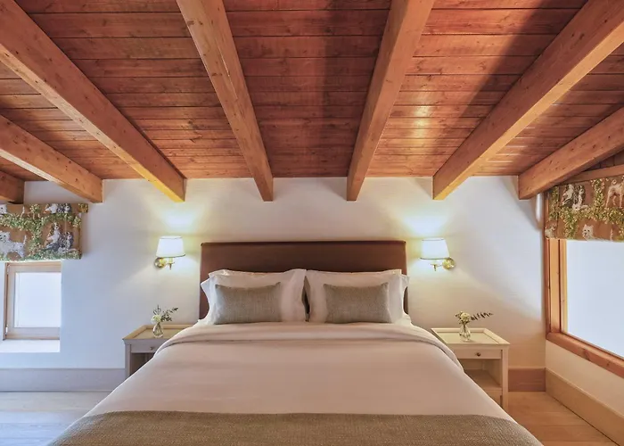 Santa Marina & Ξενοδοχείο Αράχωβα