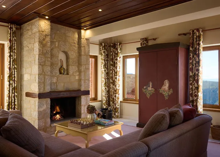 Santa Marina & 5* Αράχωβα