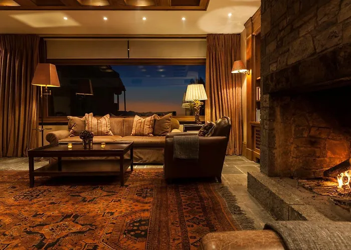 Santa Marina & Hotel